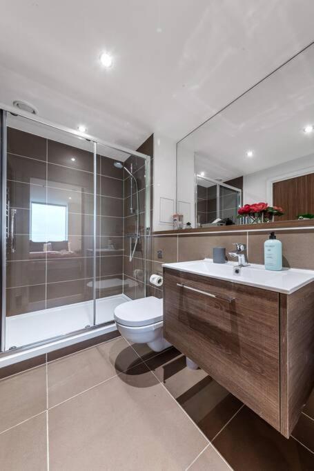 Cozy One Bedroom Flat 20 Mins Central London Bp142 Kültér fotó